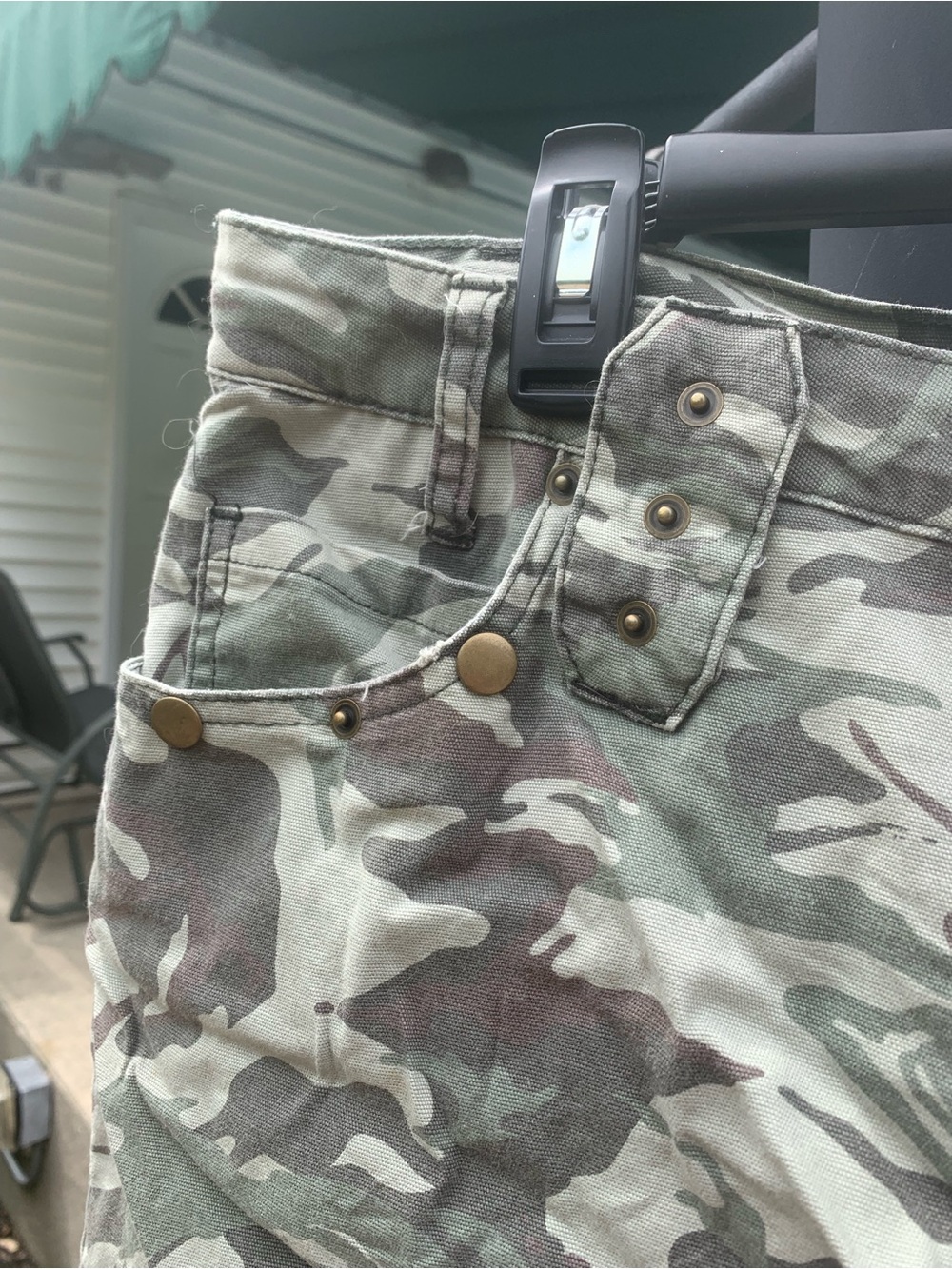 lei Women's Camo Skort in Green and Brown/pockets with metal studs. - Picture 2 of 8